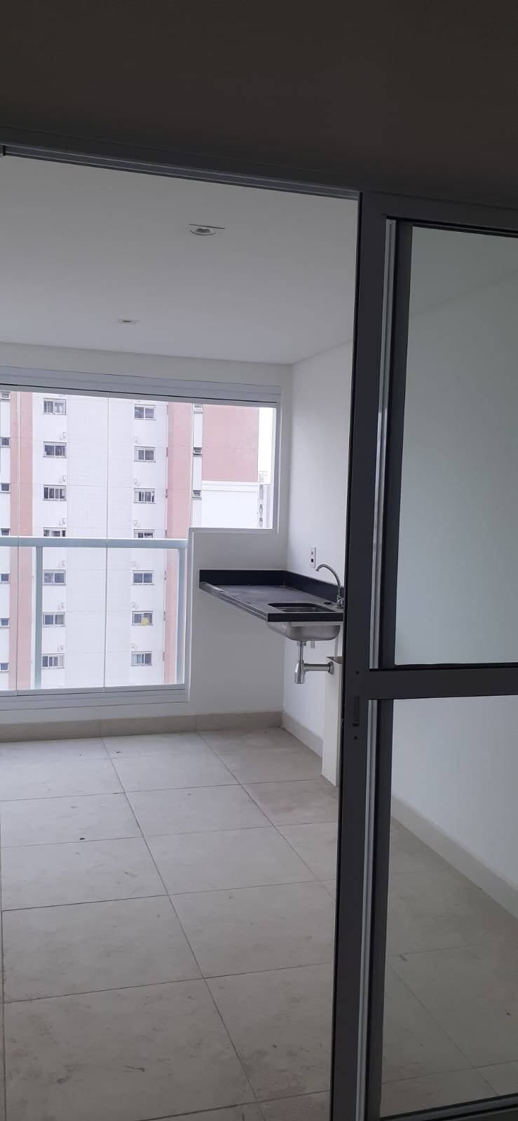 Apartamento à venda com 2 quartos, 65m² - Foto 28